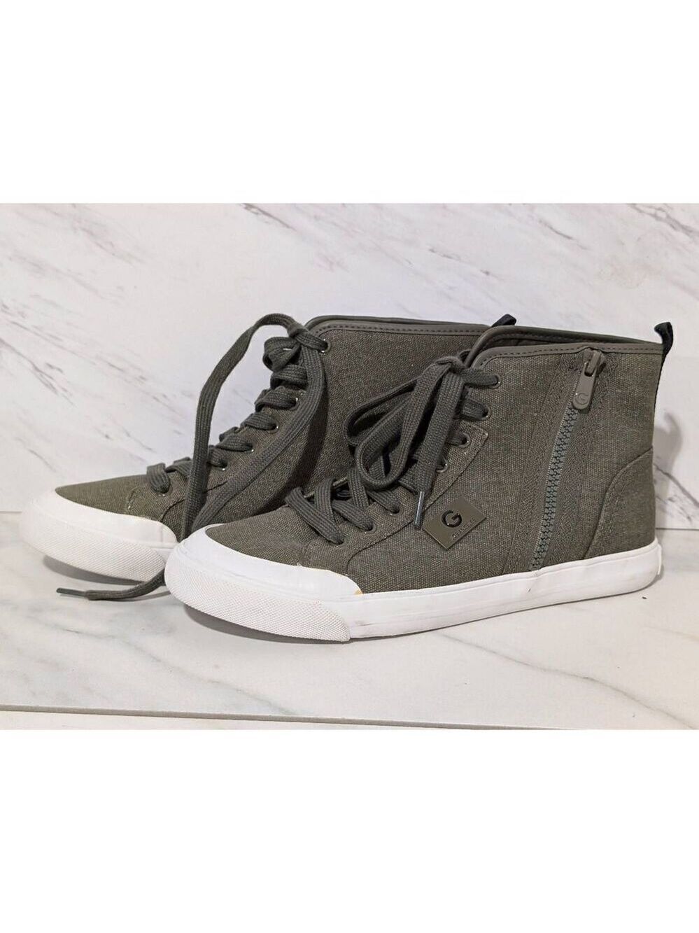 GBG Los Angeles Women's Green Solid High-Top Lace-Up Side Zip Sneakers Shoe Size